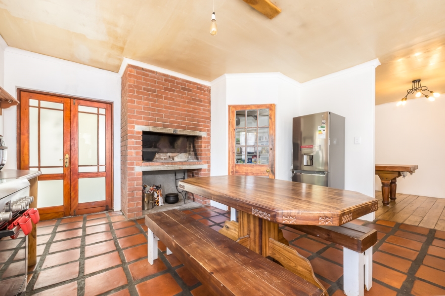 4 Bedroom Property for Sale in Zevendal Western Cape